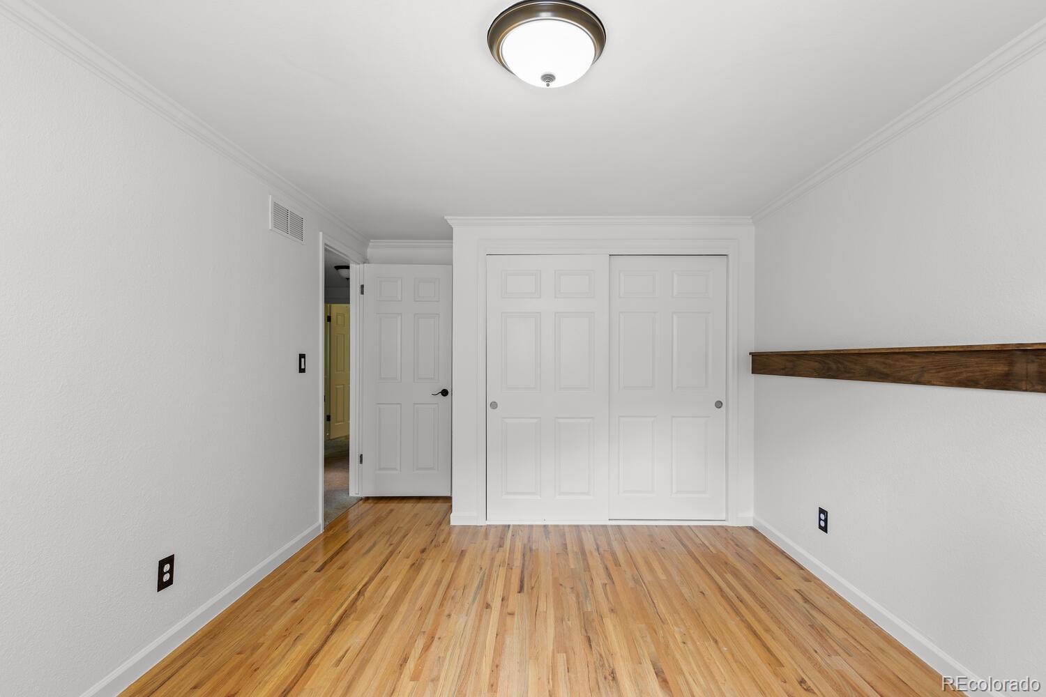 7337 S Ulster Street