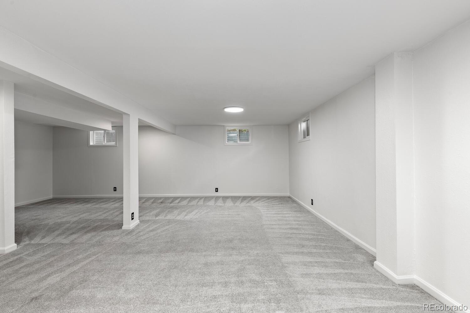 7337 S Ulster Street