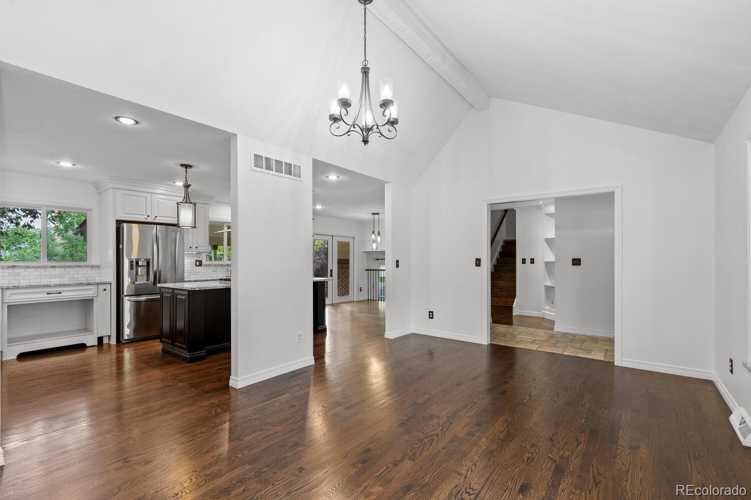 7337 S Ulster Street