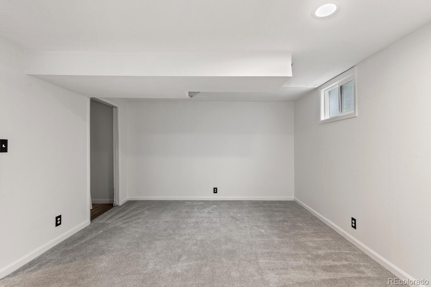 7337 S Ulster Street