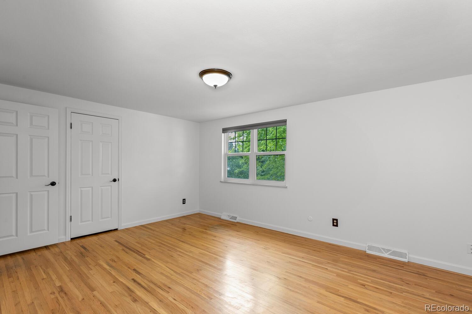 7337 S Ulster Street