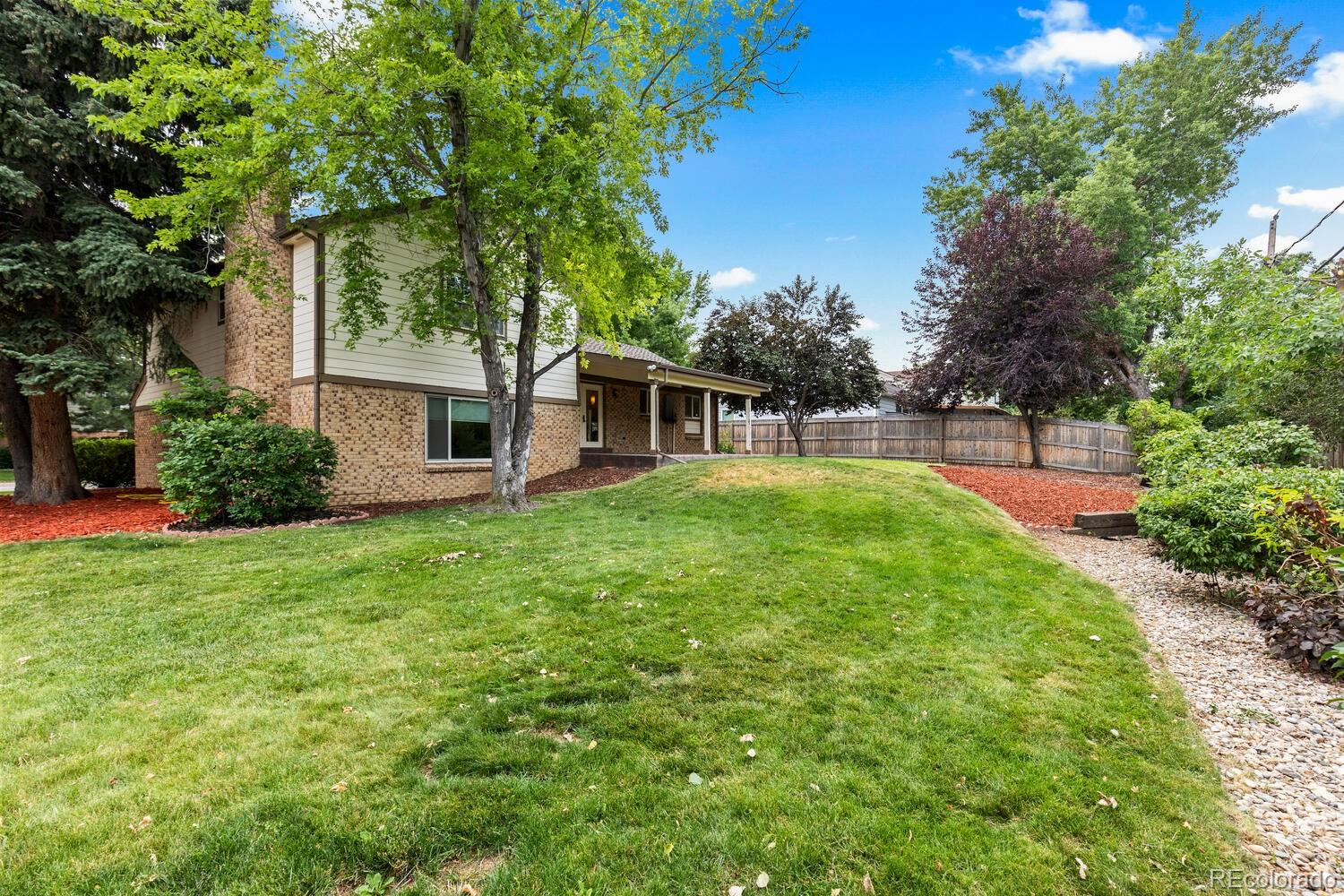 7337 S Ulster Street