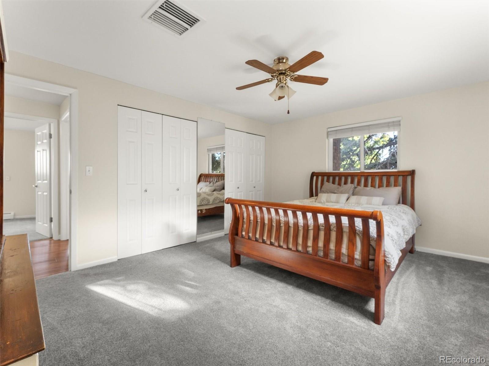 1590 E Easter Avenue