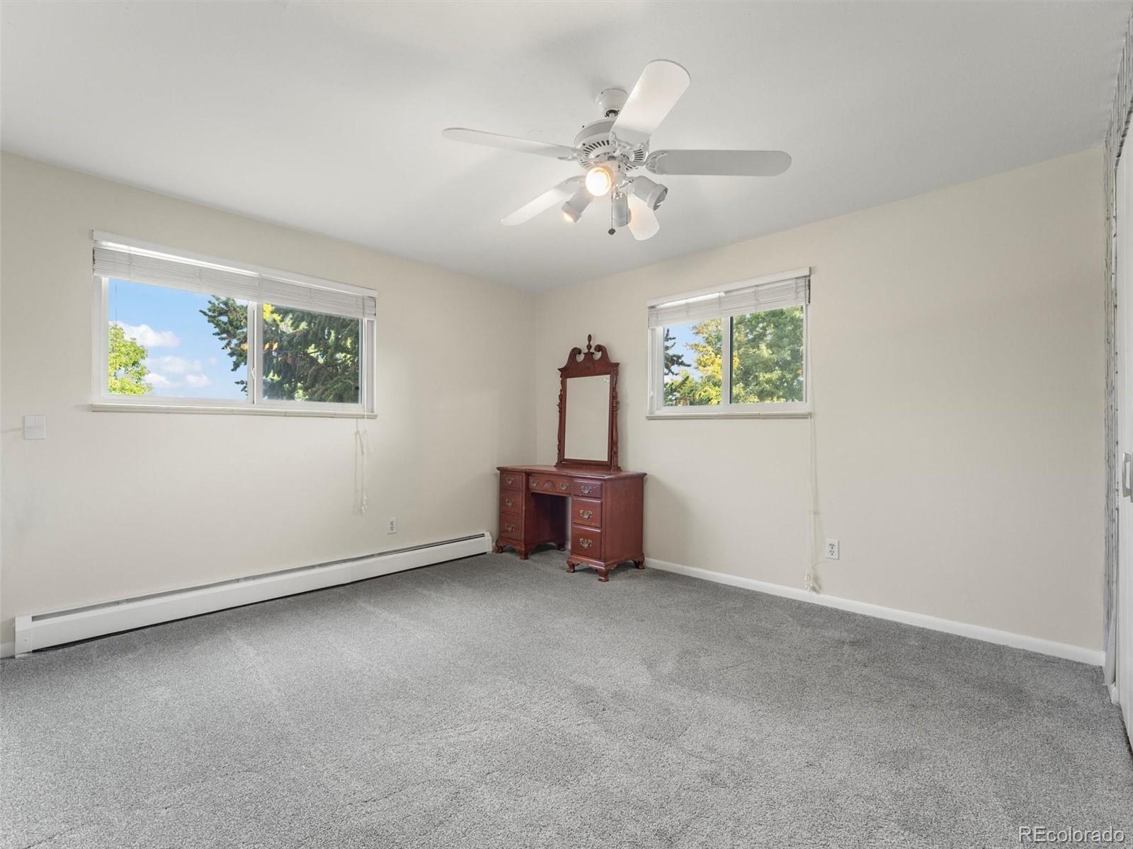 1590 E Easter Avenue