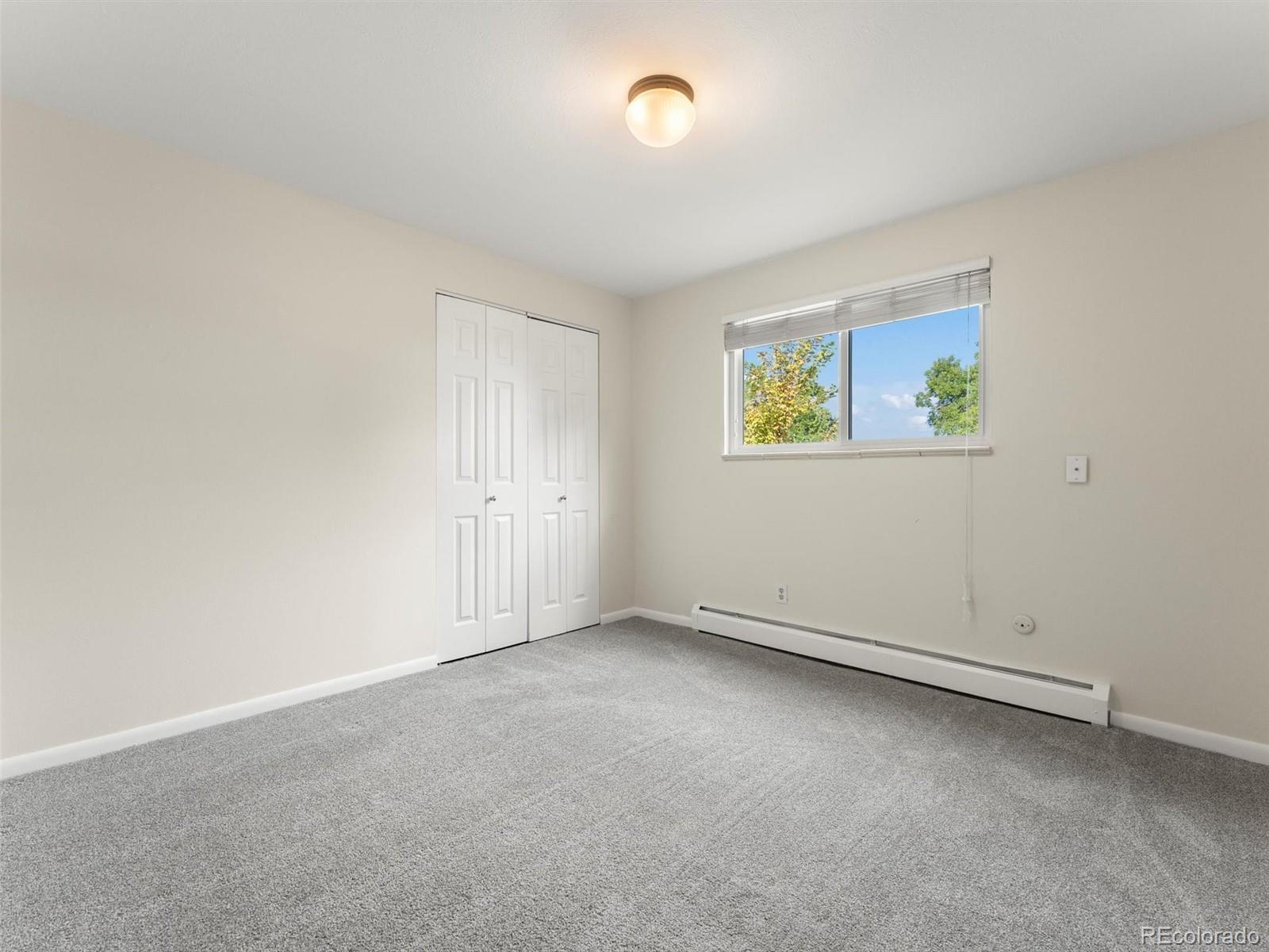 1590 E Easter Avenue