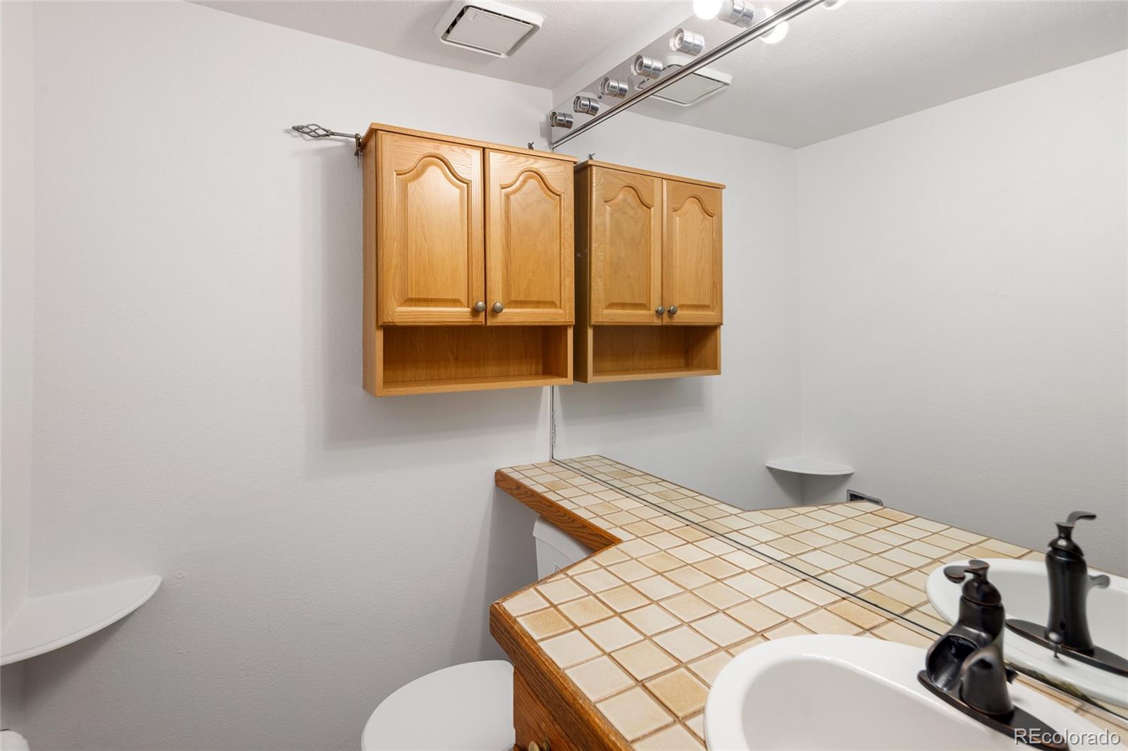 2082 S Helena Street Unit: C