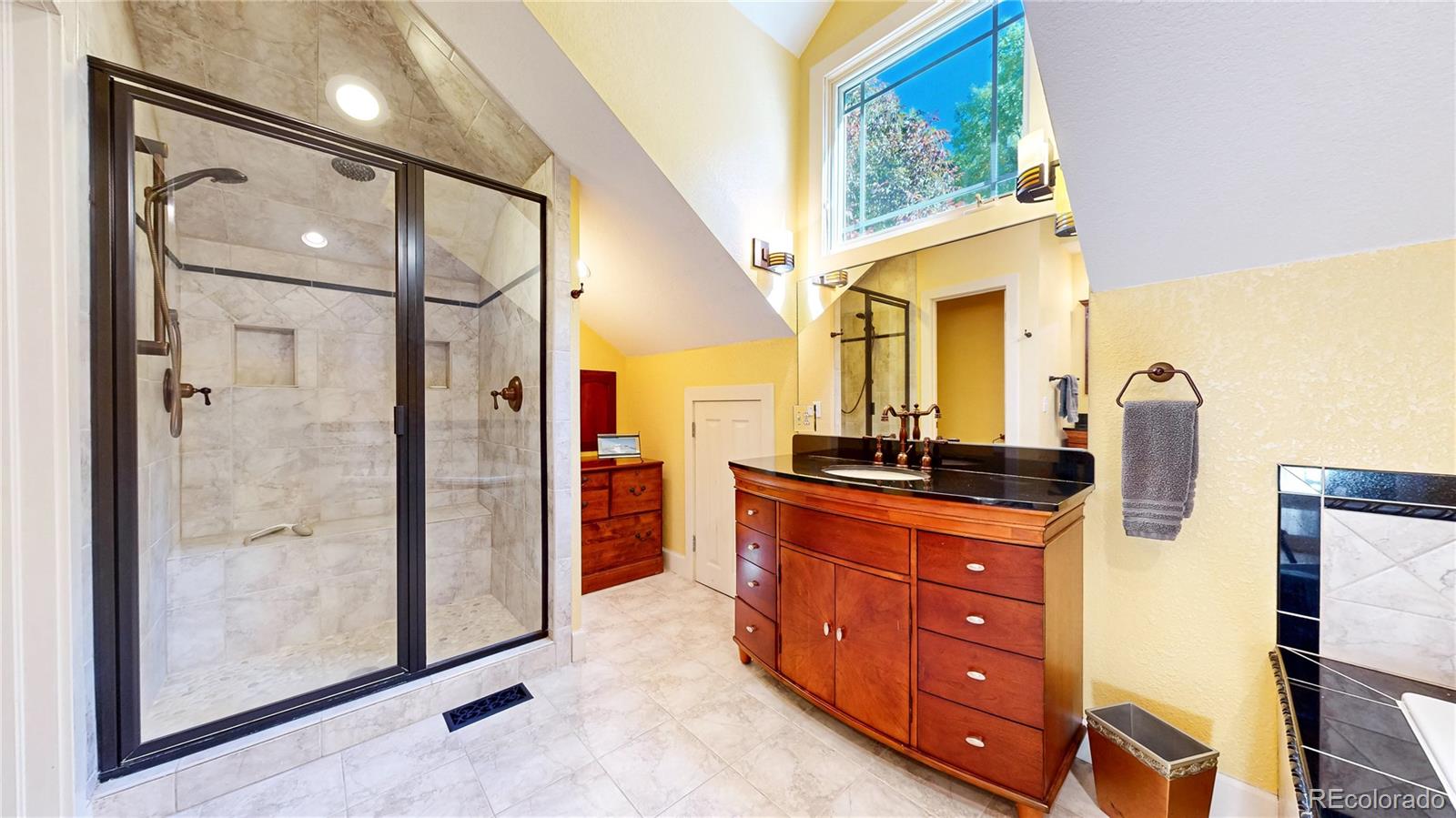 2319 S Columbine Street