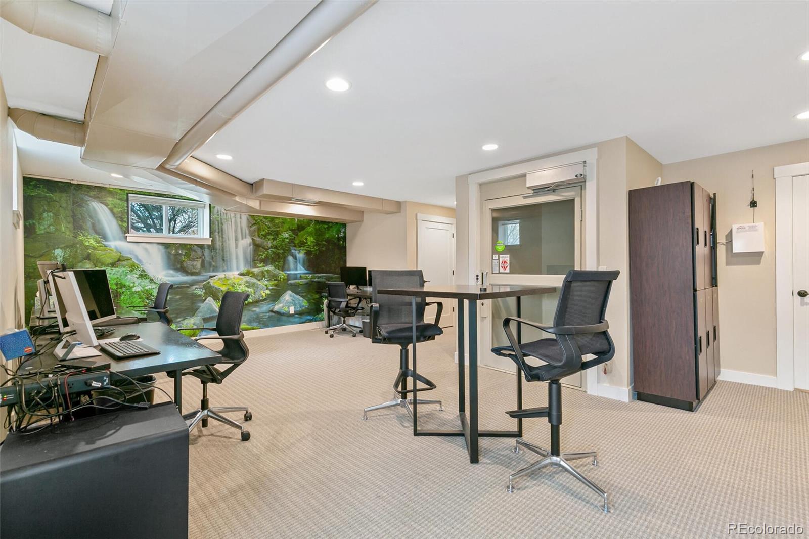 1890 W Littleton Boulevard