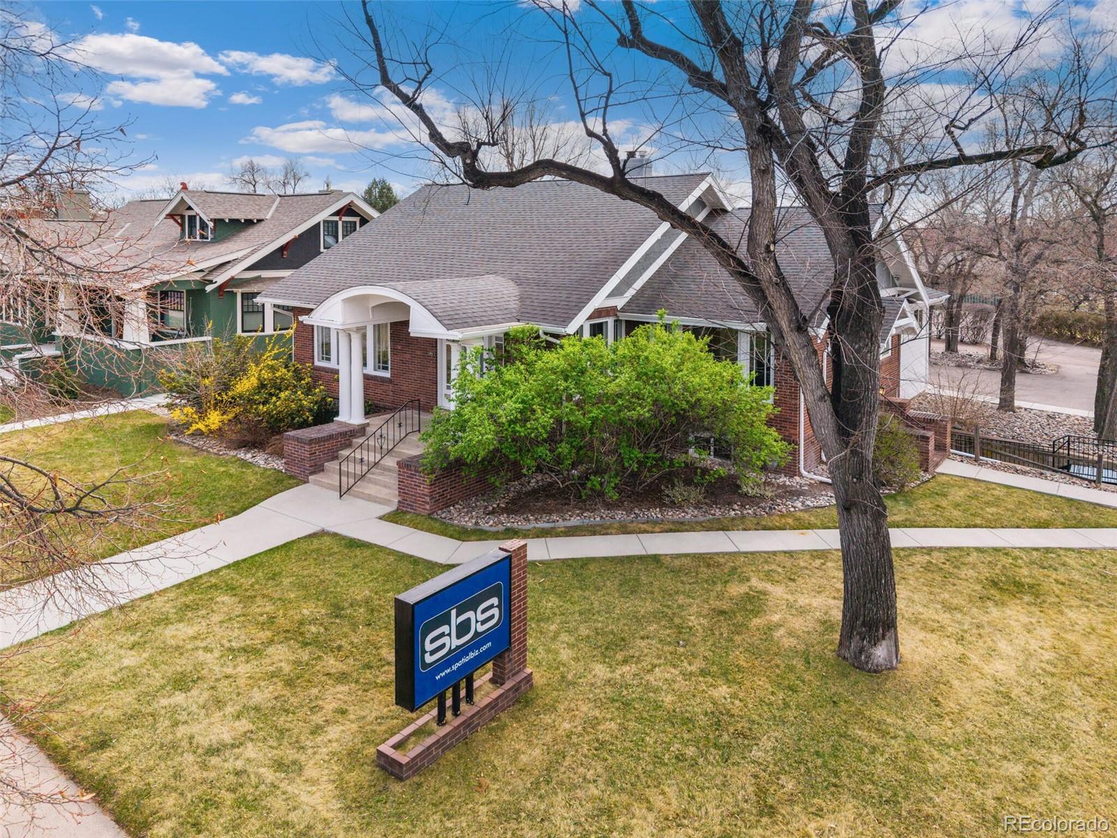 1890 W Littleton Boulevard