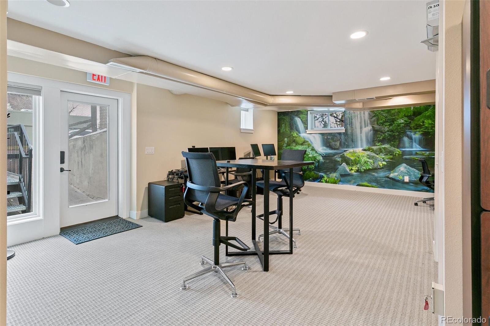 1890 W Littleton Boulevard