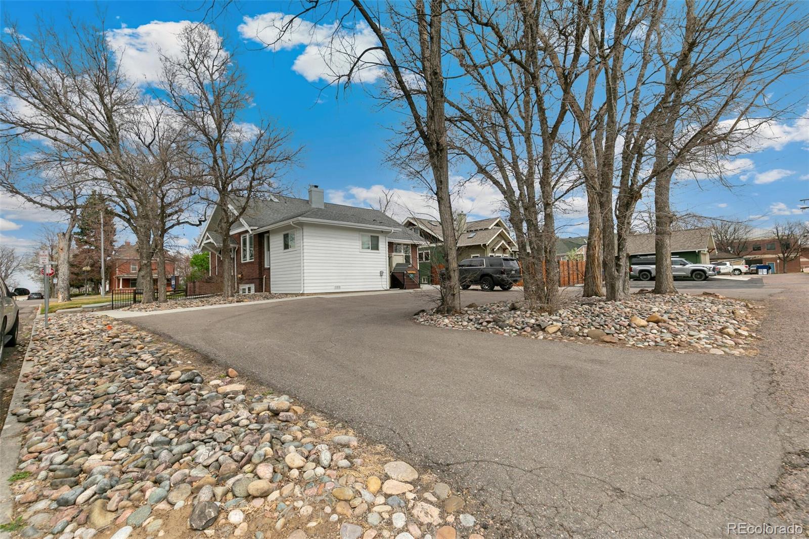 1890 W Littleton Boulevard