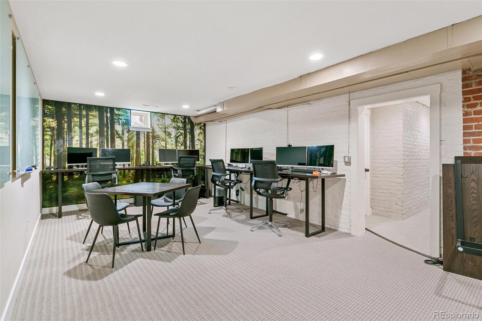 1890 W Littleton Boulevard