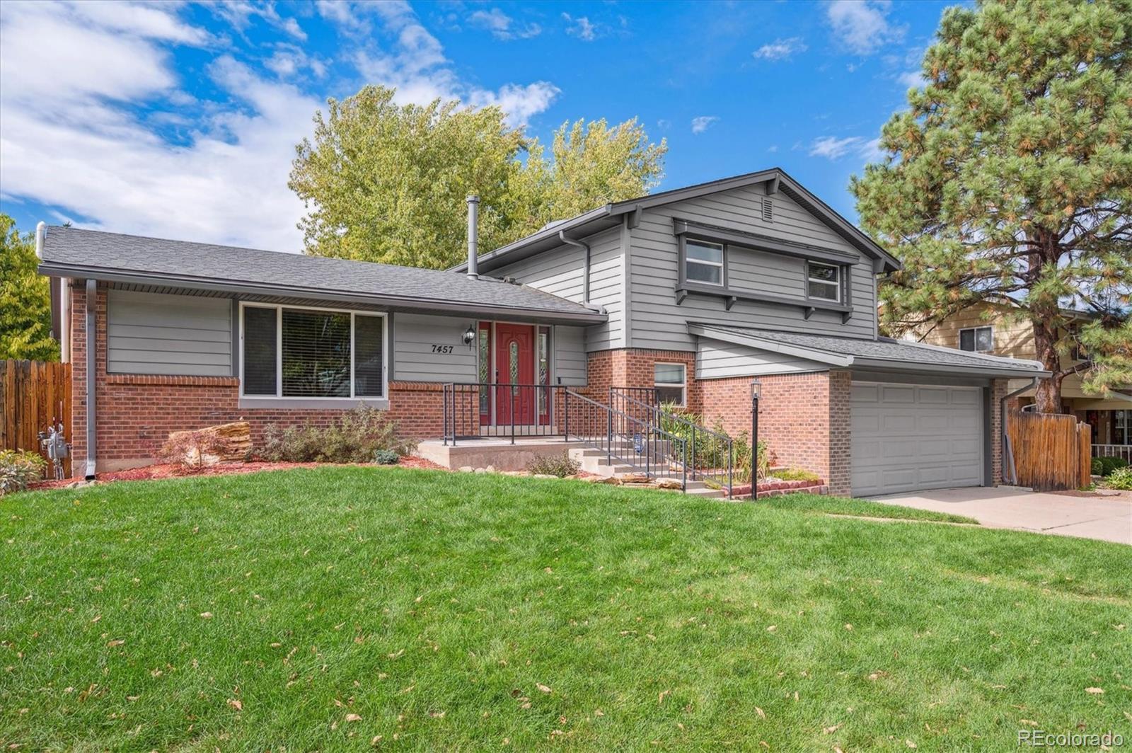 7457 S Downing Circle