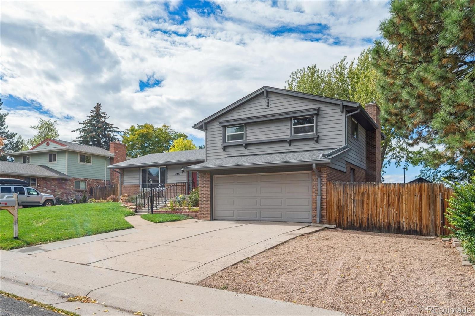 7457 S Downing Circle