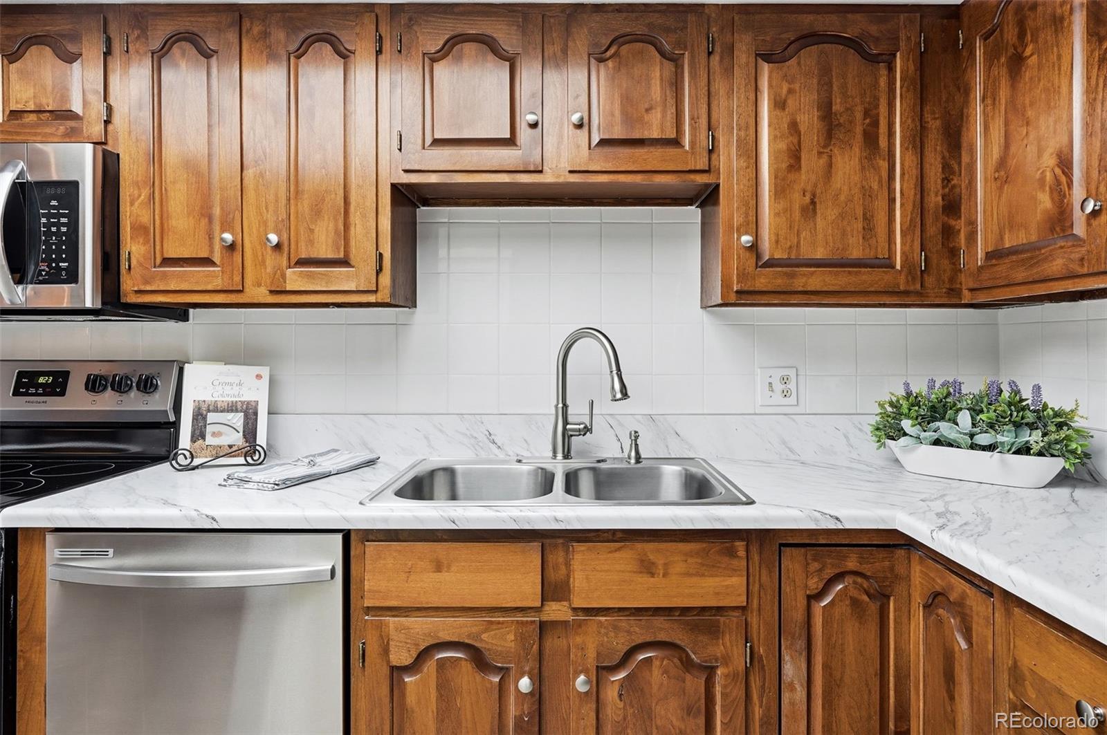 13961 E Marina Drive Unit: 305