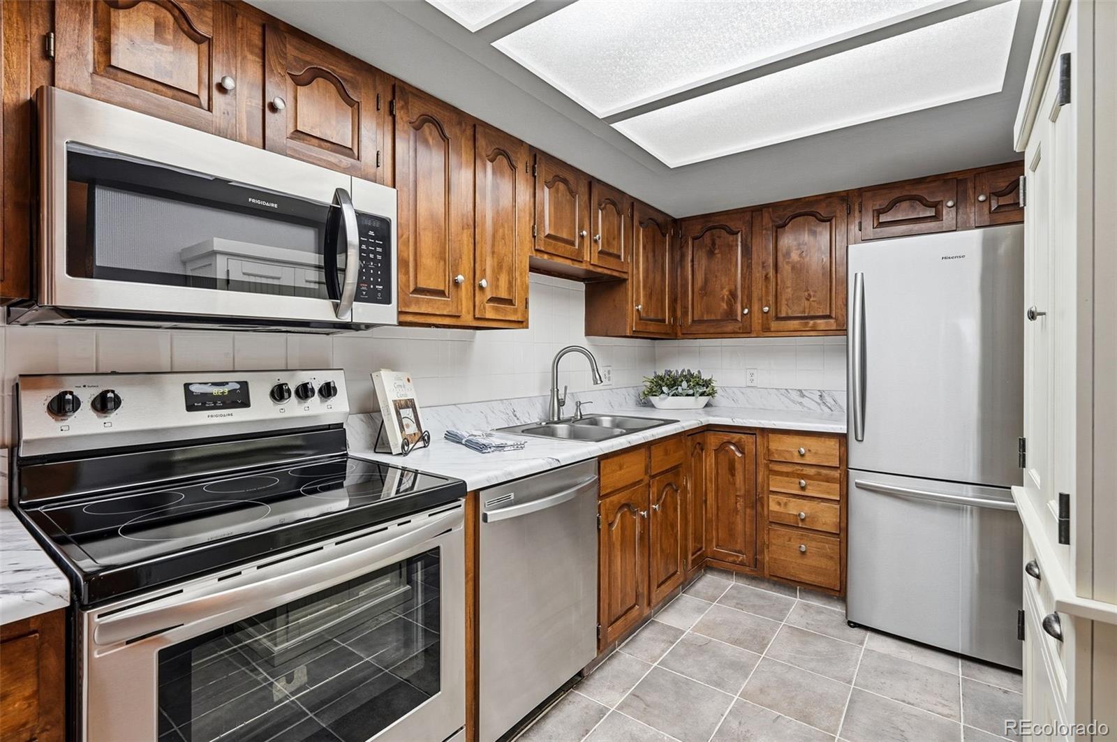 13961 E Marina Drive Unit: 305