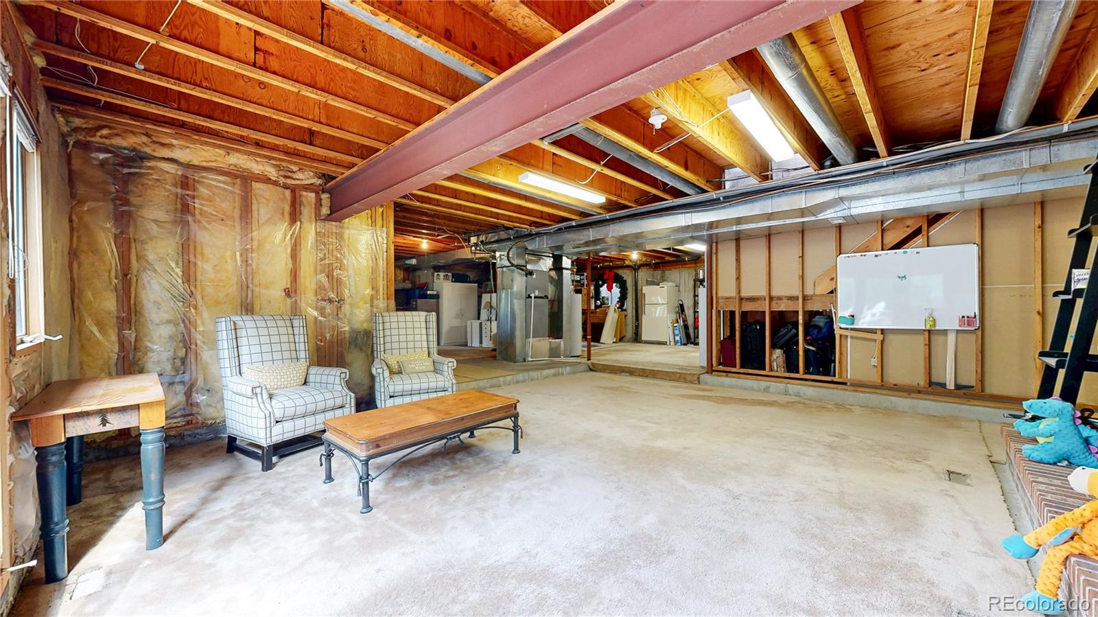 6414 E Stanford Avenue