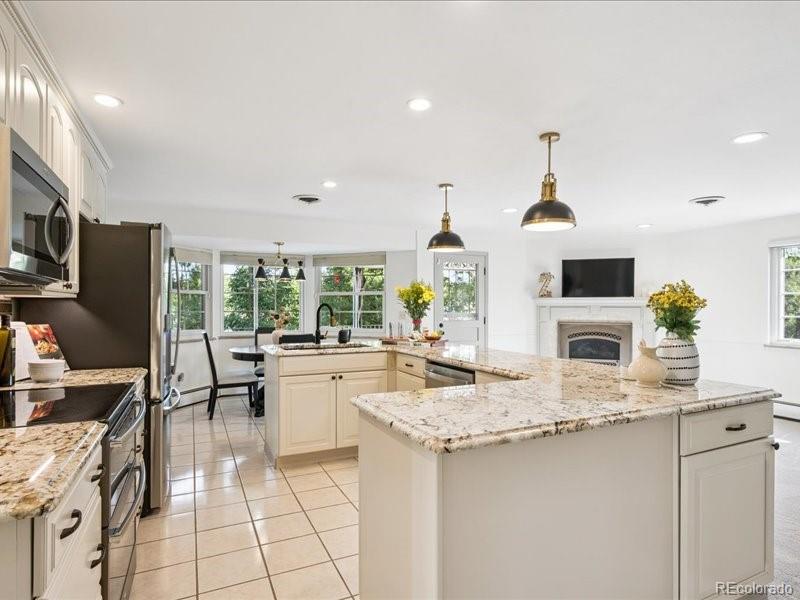 2653 S Harrington Lane