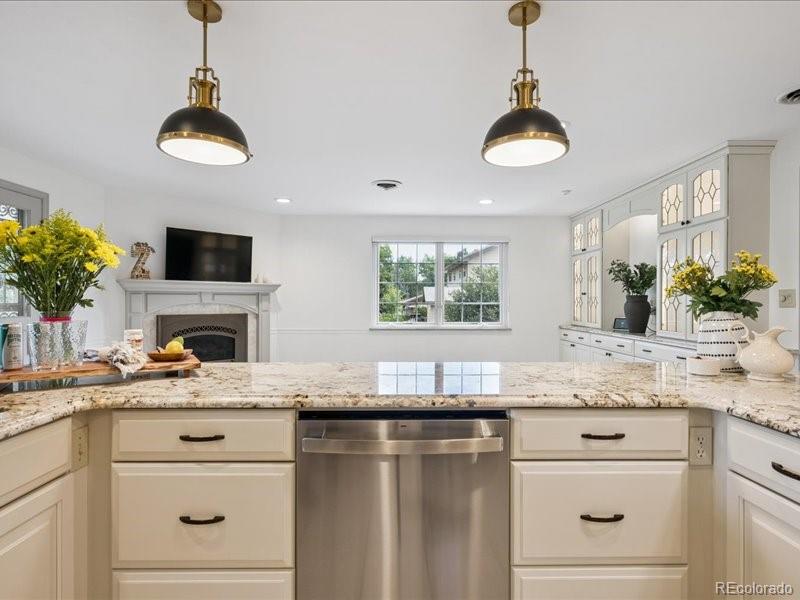 2653 S Harrington Lane