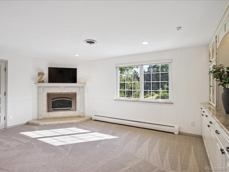 2653 S Harrington Lane