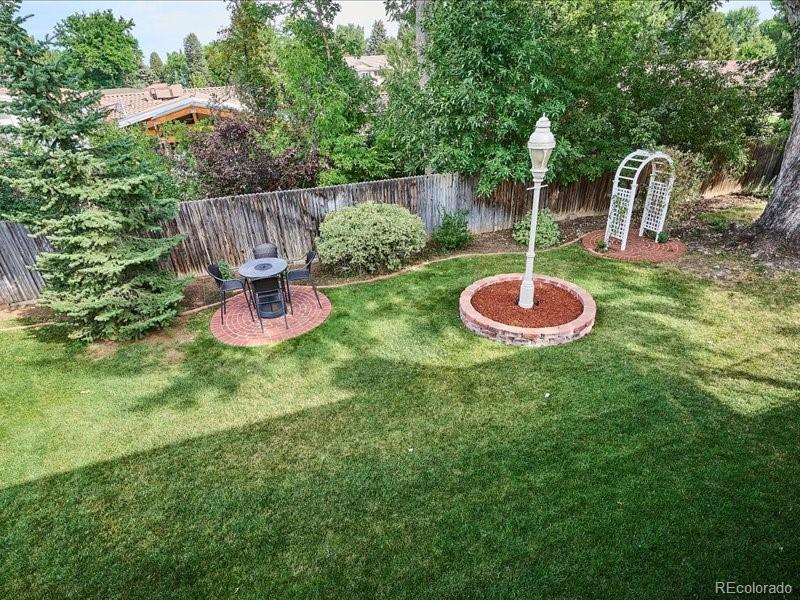 2653 S Harrington Lane