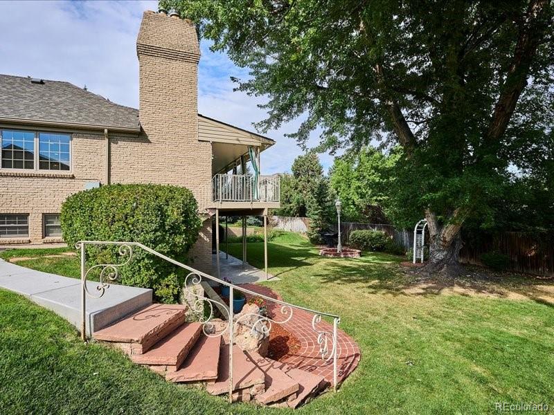 2653 S Harrington Lane