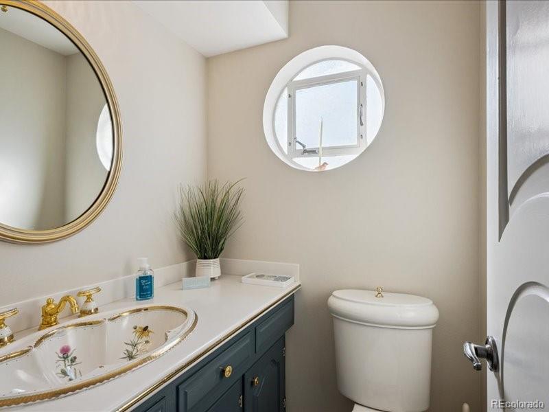 2653 S Harrington Lane