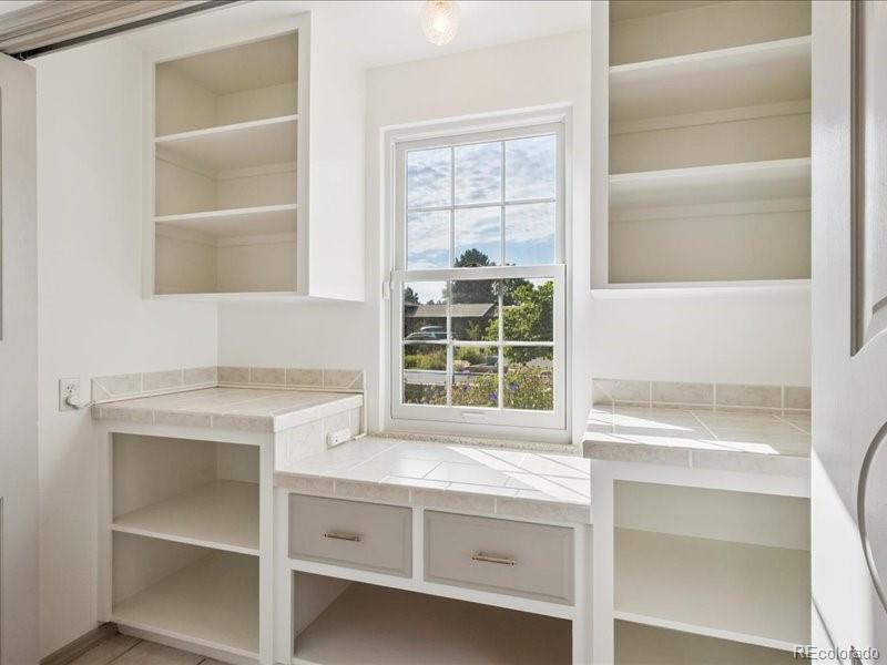 2653 S Harrington Lane