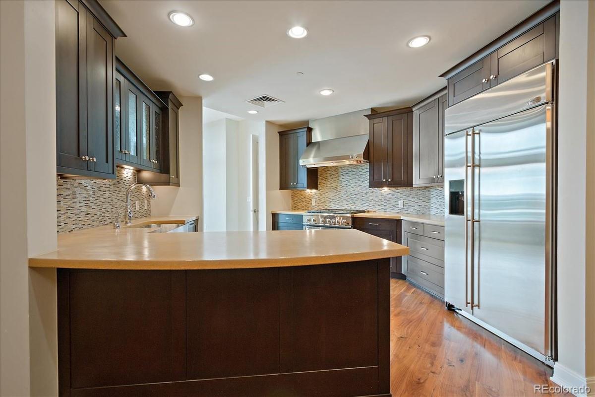 8100 E Union Avenue Unit: 2001