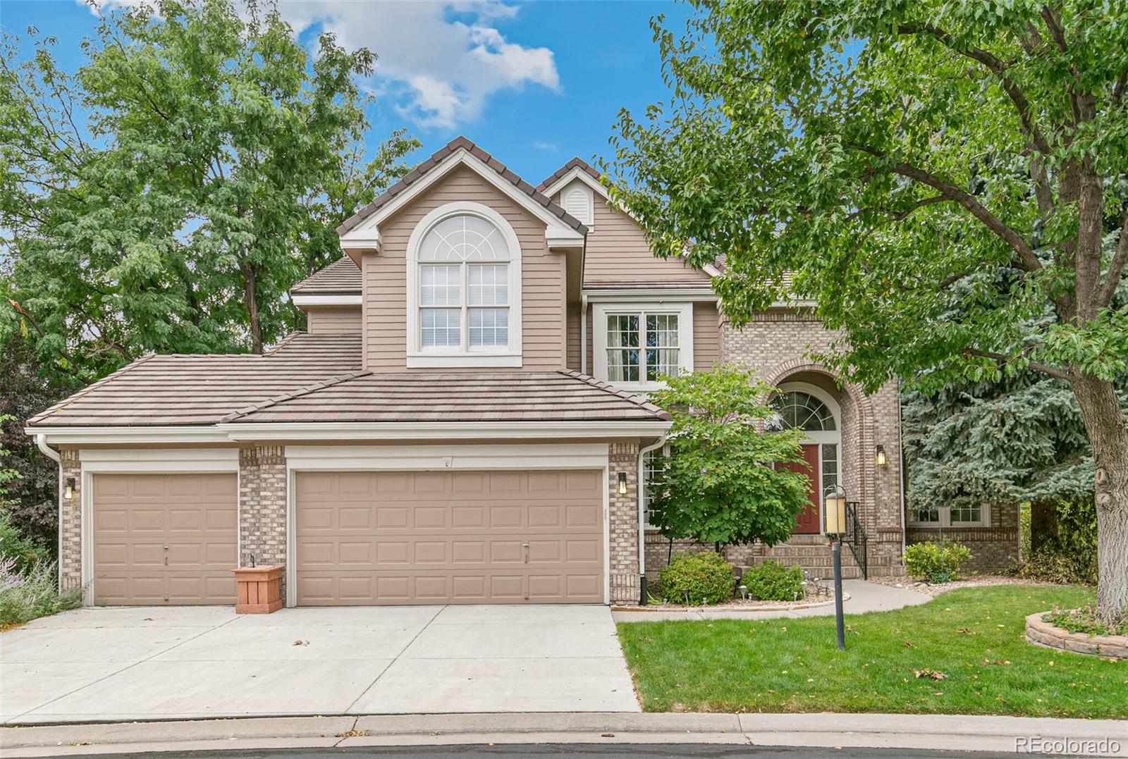 4726 E Pinewood Circle