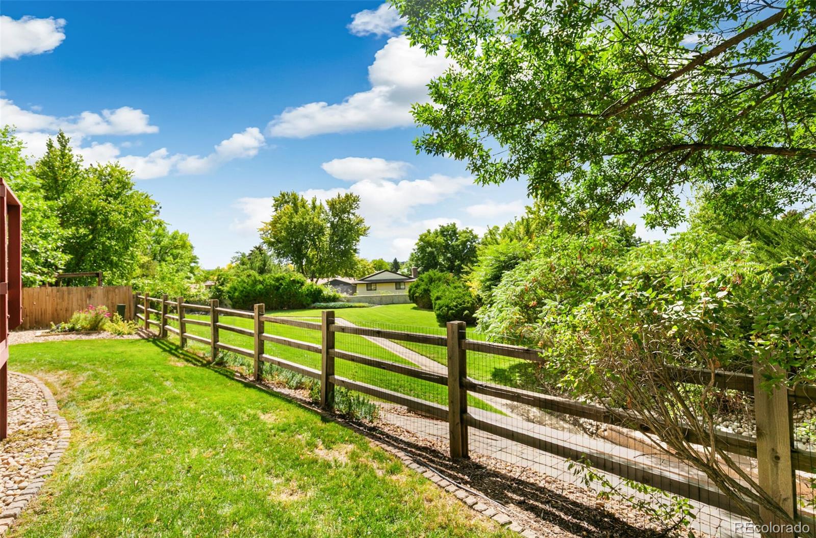 4726 E Pinewood Circle