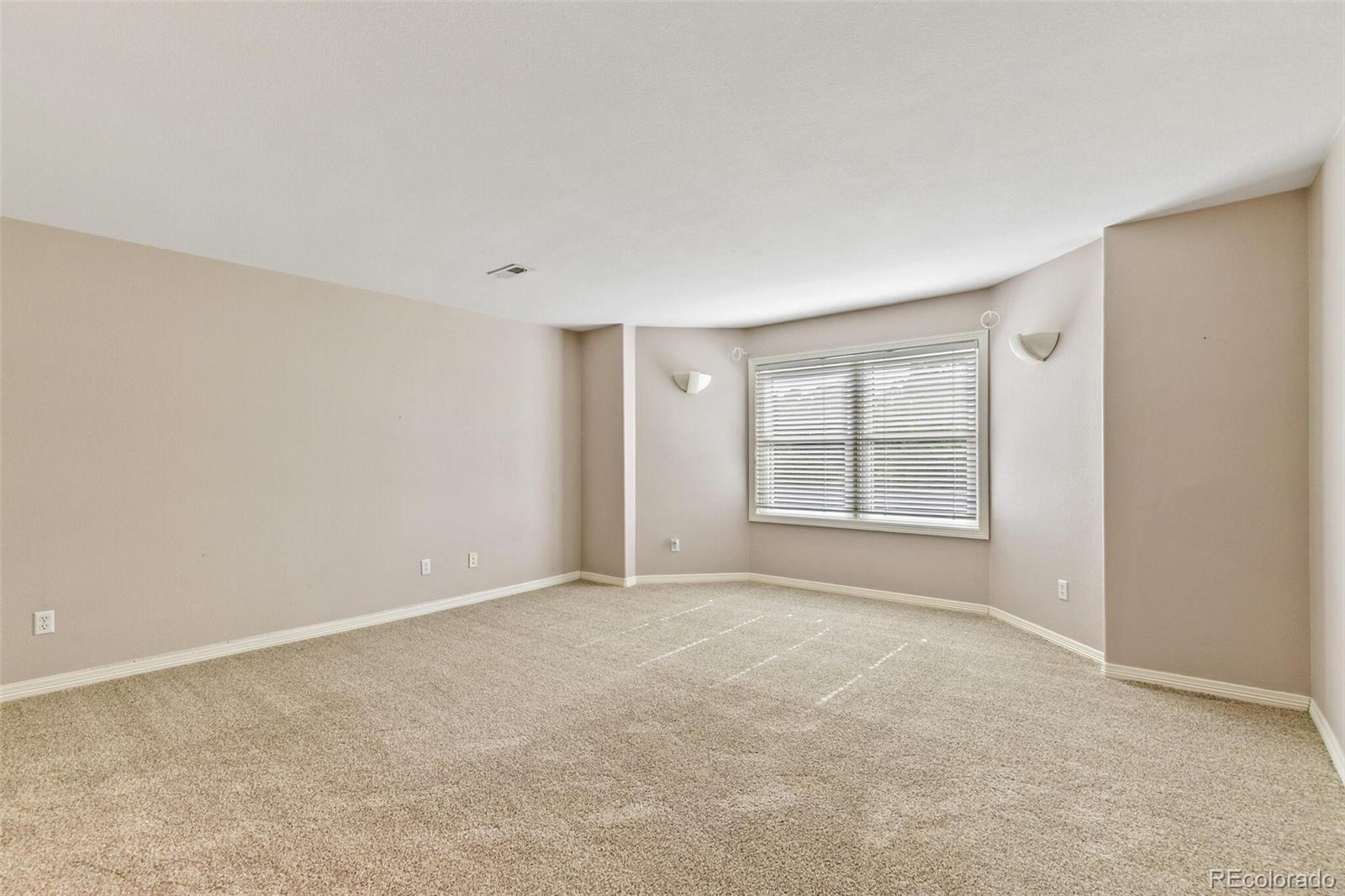 4726 E Pinewood Circle