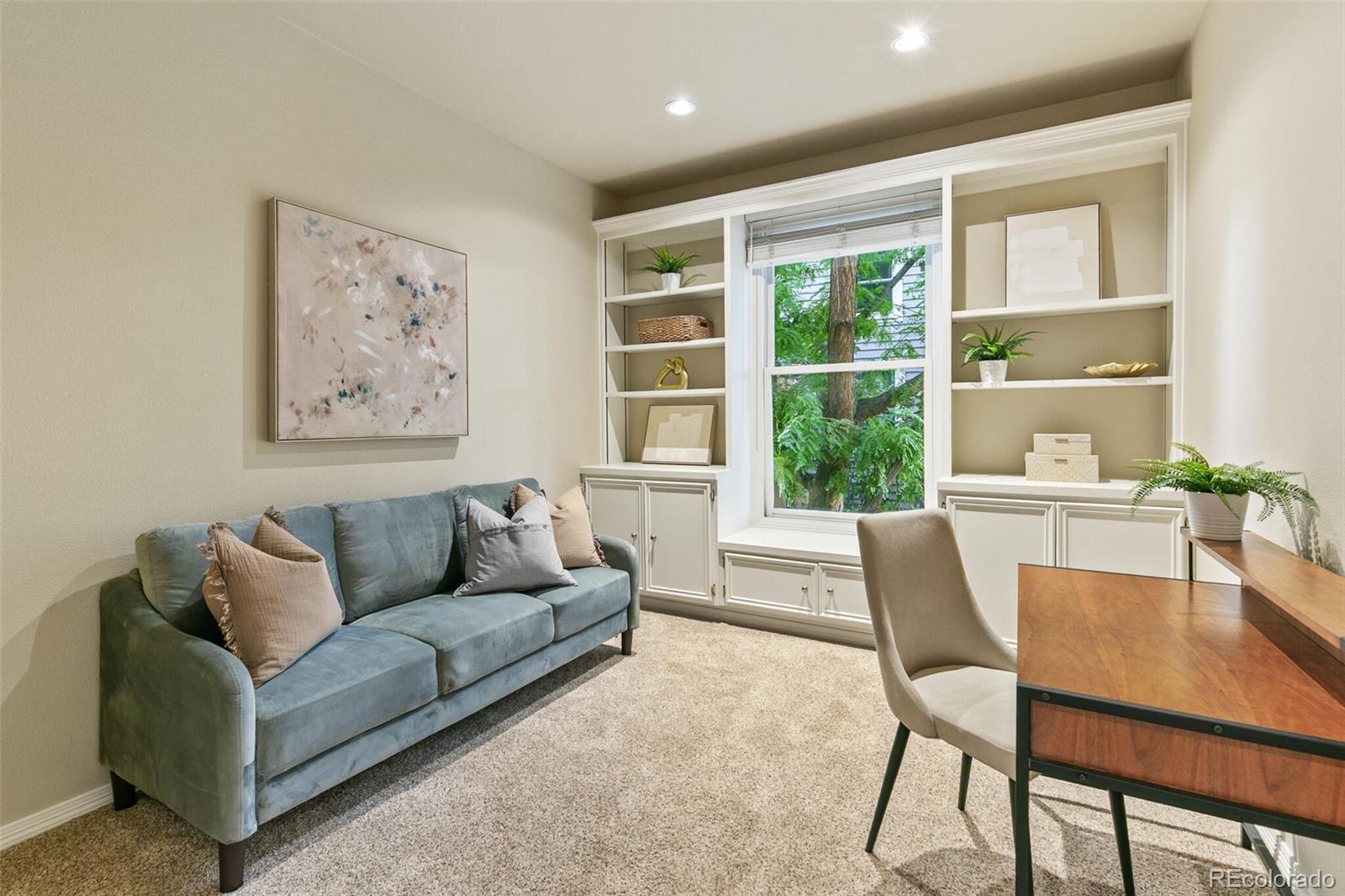 4726 E Pinewood Circle