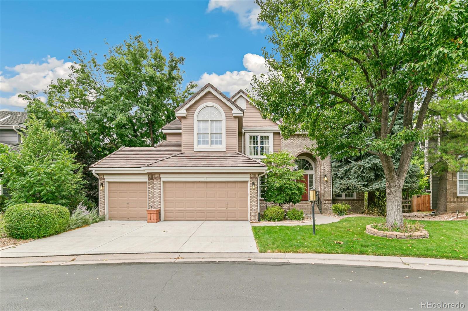 4726 E Pinewood Circle