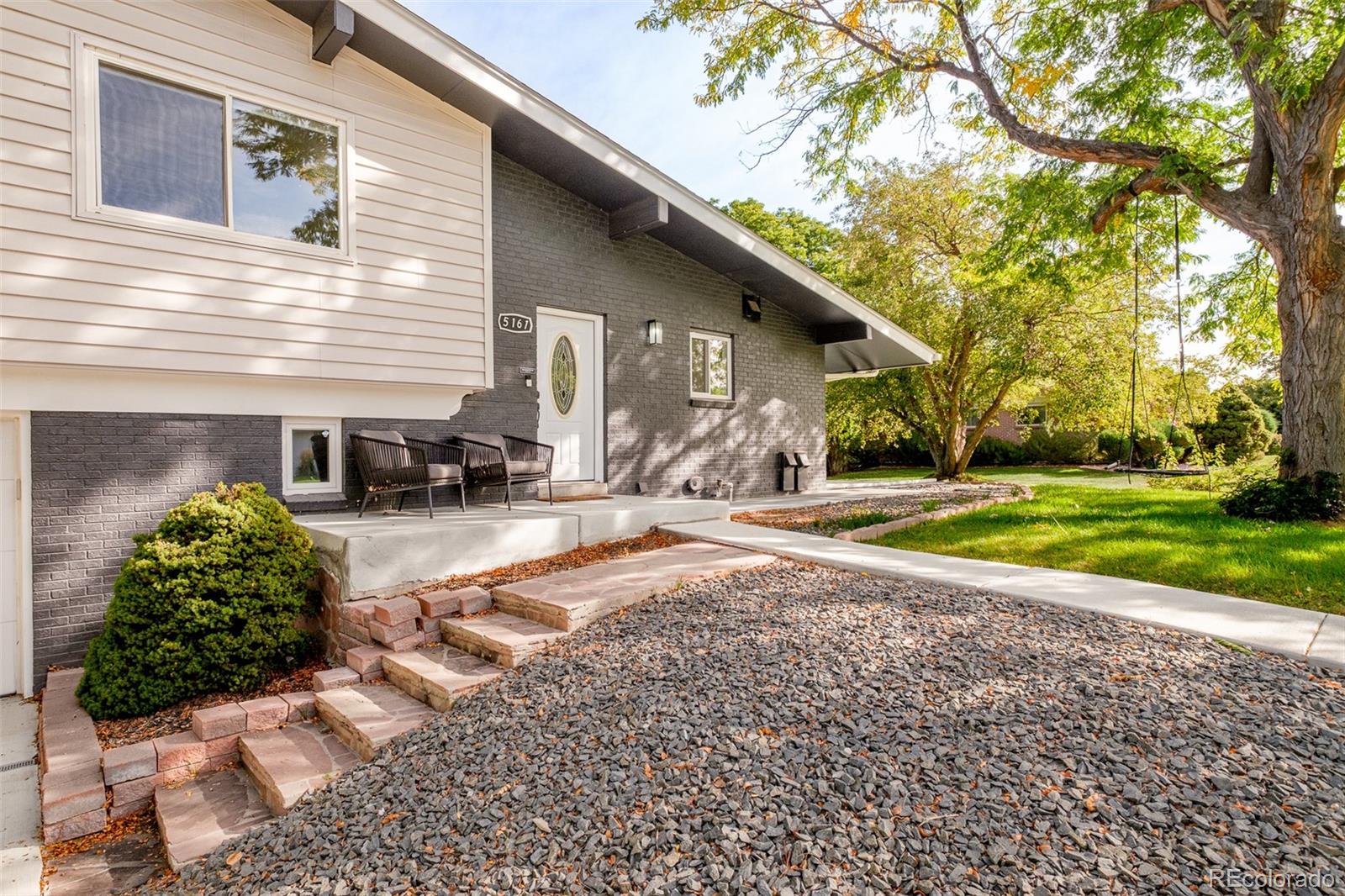 5161 W Quarles Drive