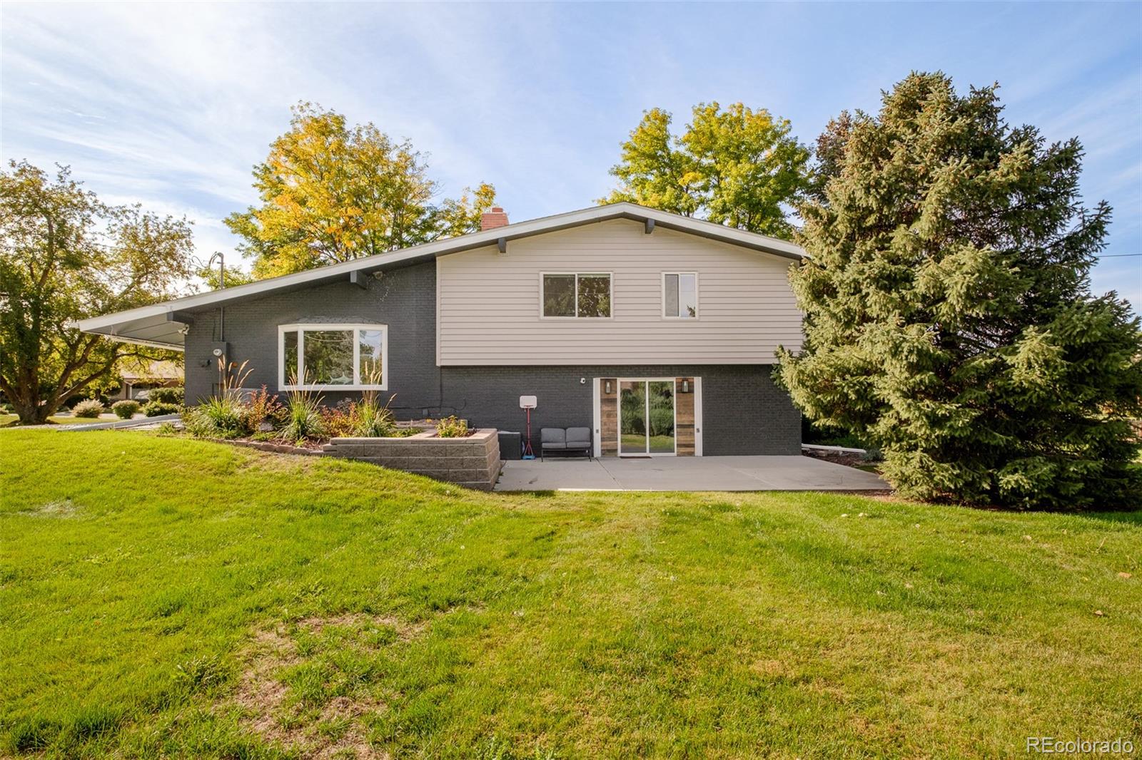 5161 W Quarles Drive