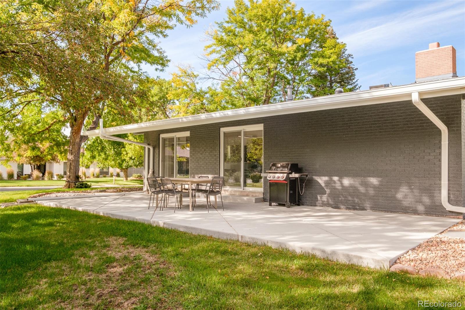 5161 W Quarles Drive