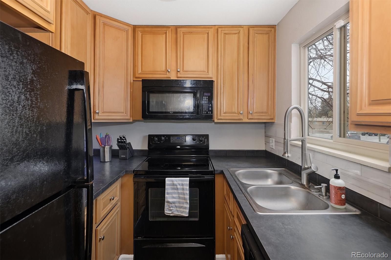 2700 S Holly Street Unit: 208