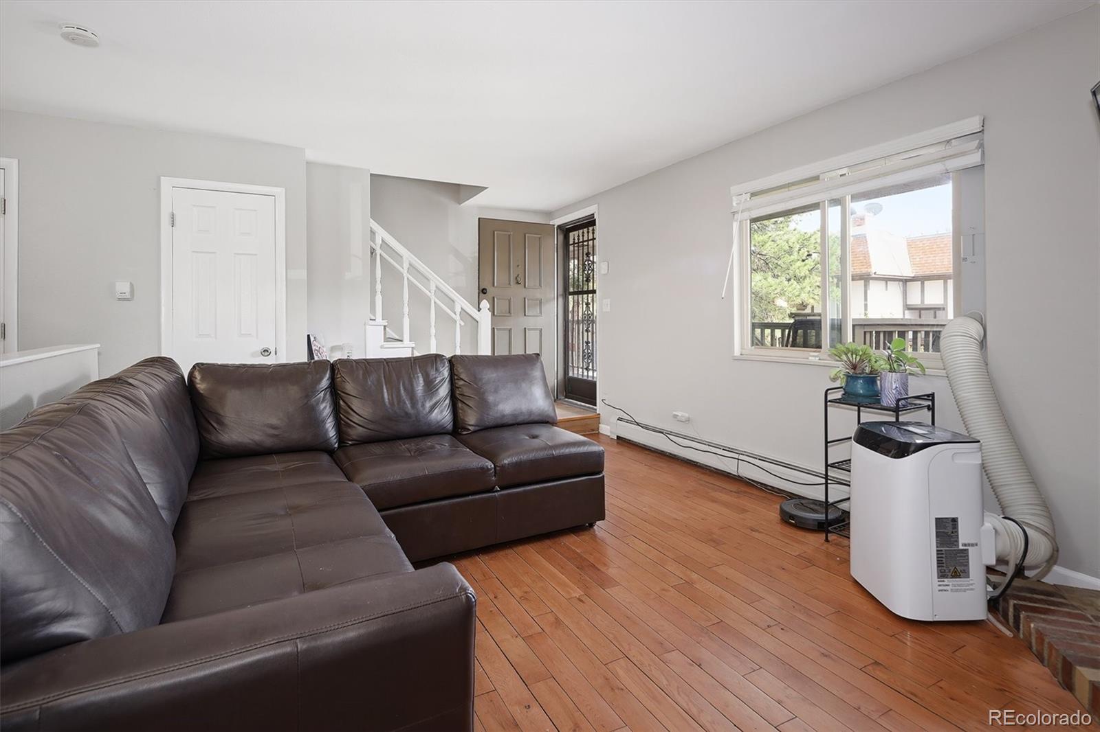 2700 S Holly Street Unit: 208