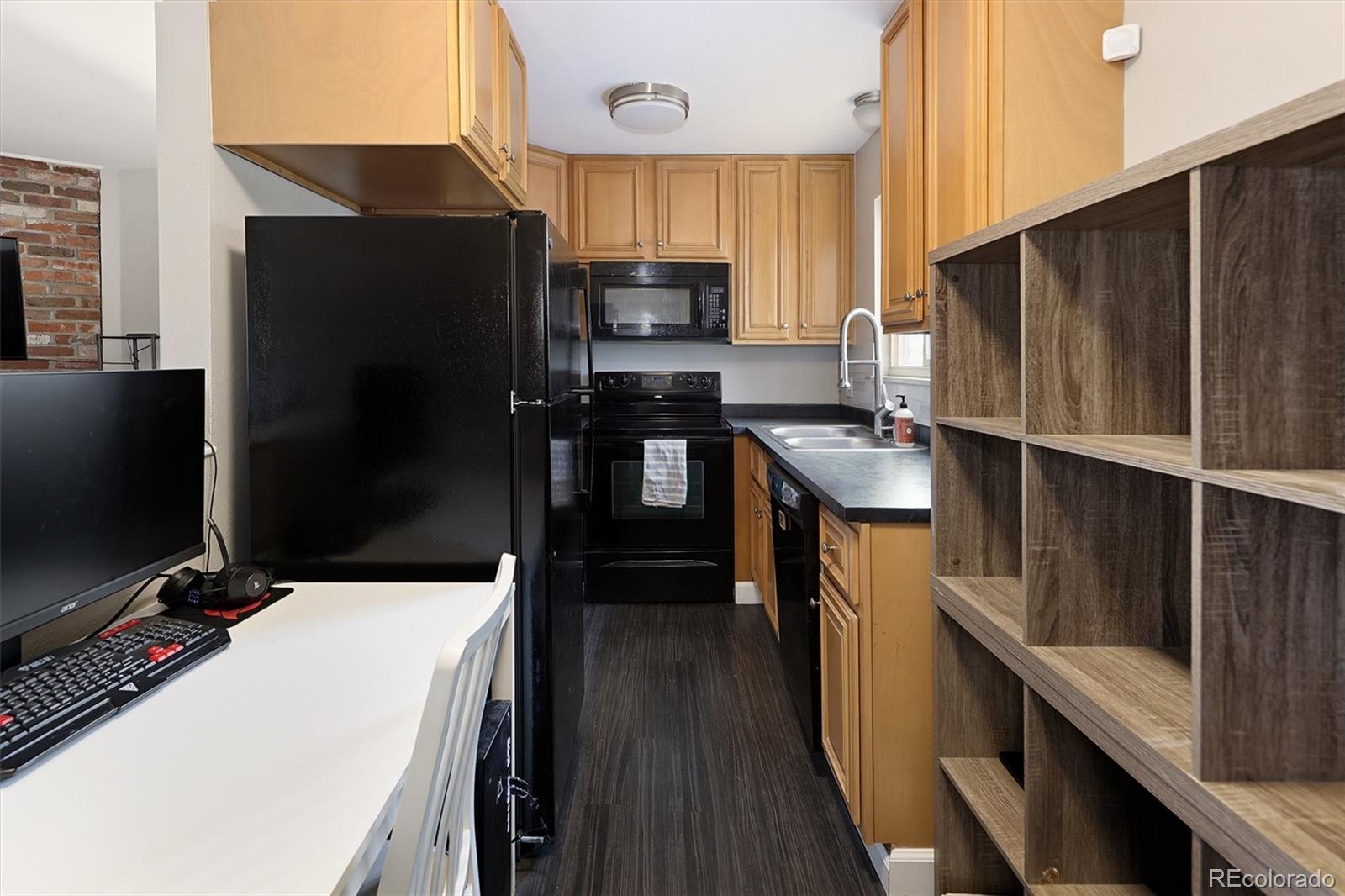 2700 S Holly Street Unit: 208