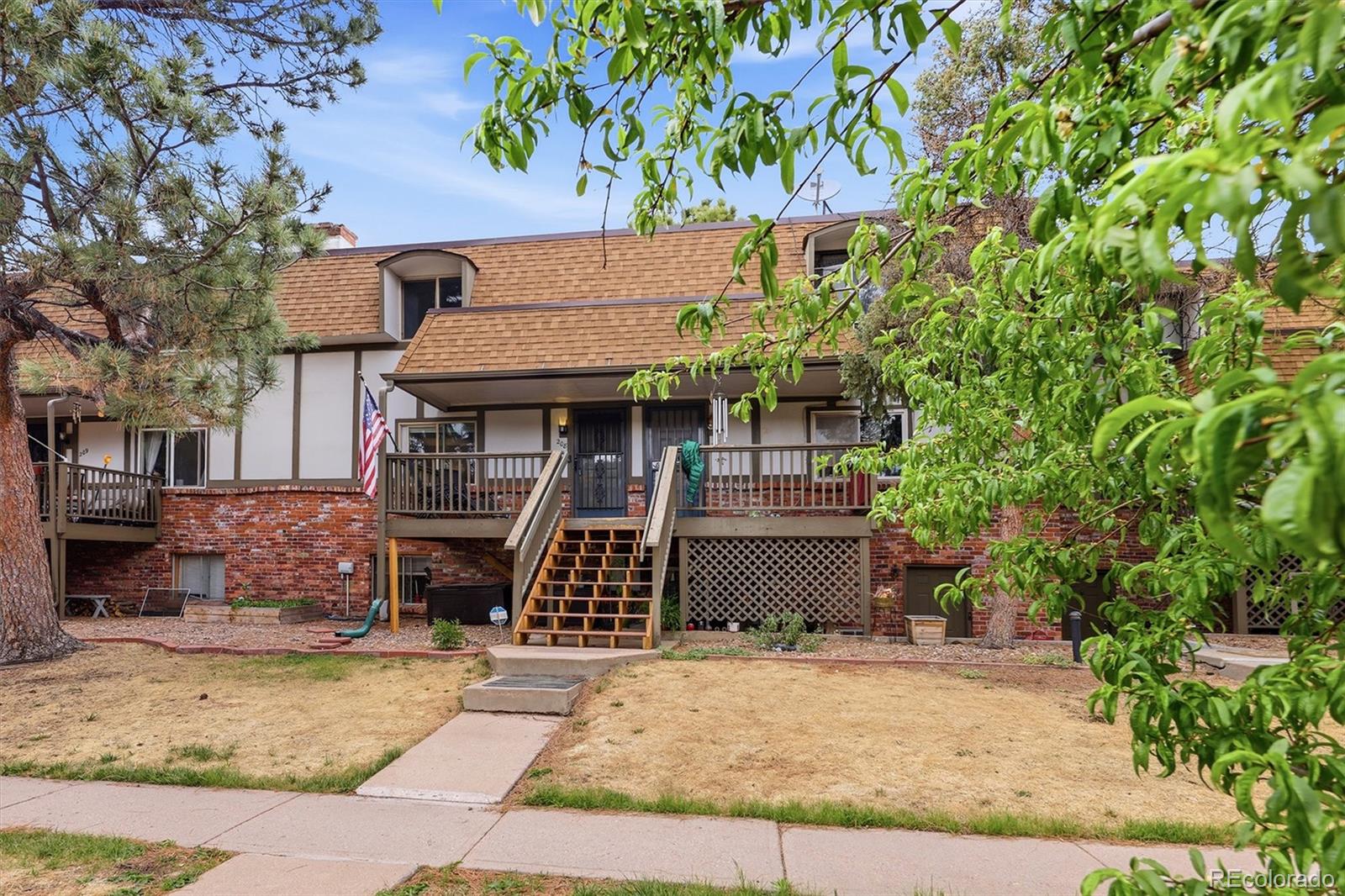 2700 S Holly Street Unit: 208