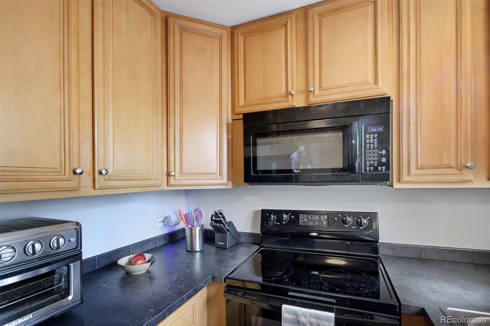 2700 S Holly Street Unit: 208