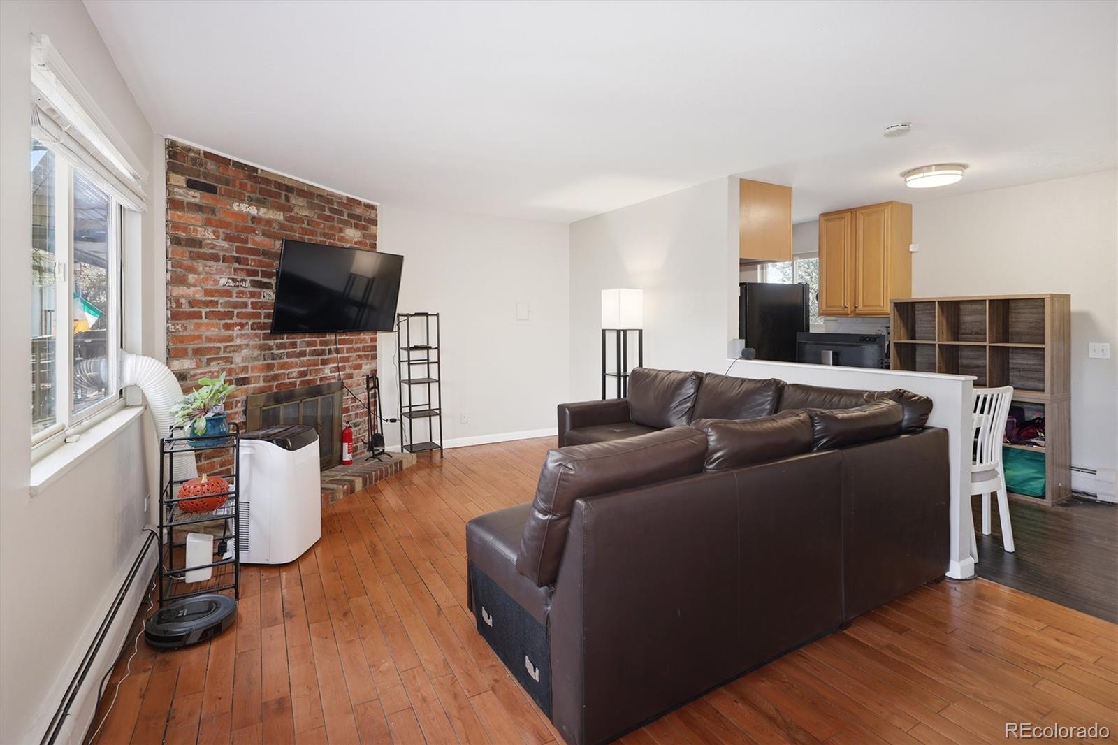 2700 S Holly Street Unit: 208