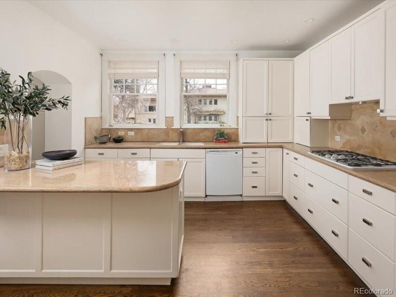 199 Lafayette Street