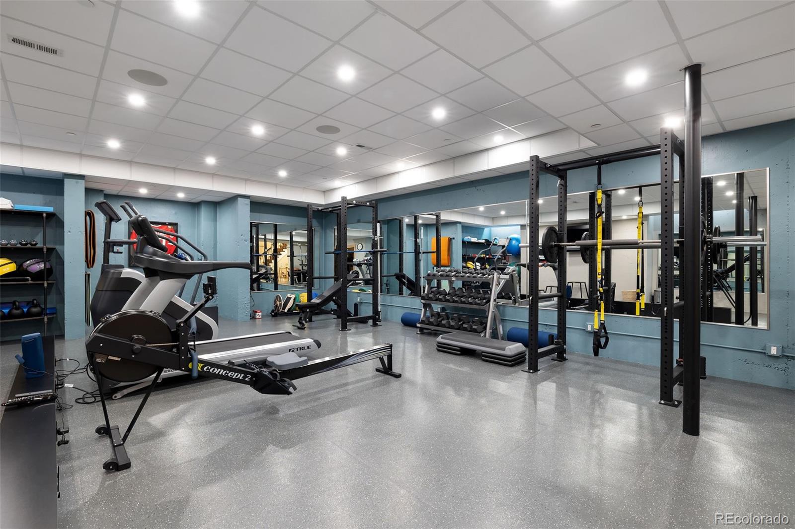 18 Cherry Hills Park Drive