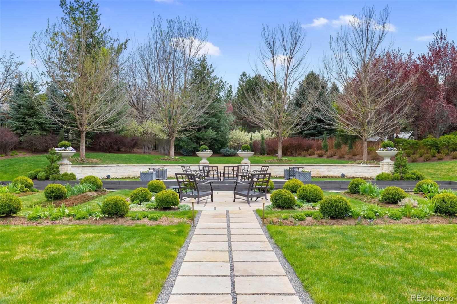 18 Cherry Hills Park Drive