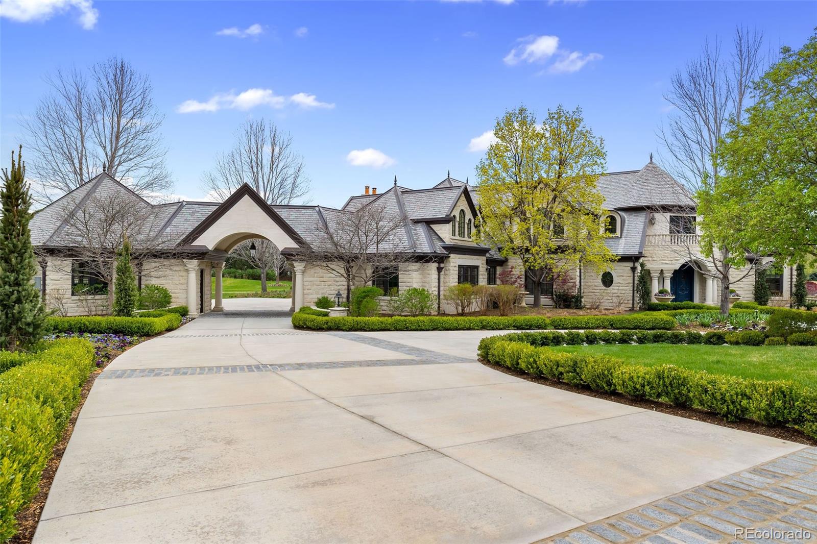 18 Cherry Hills Park Drive