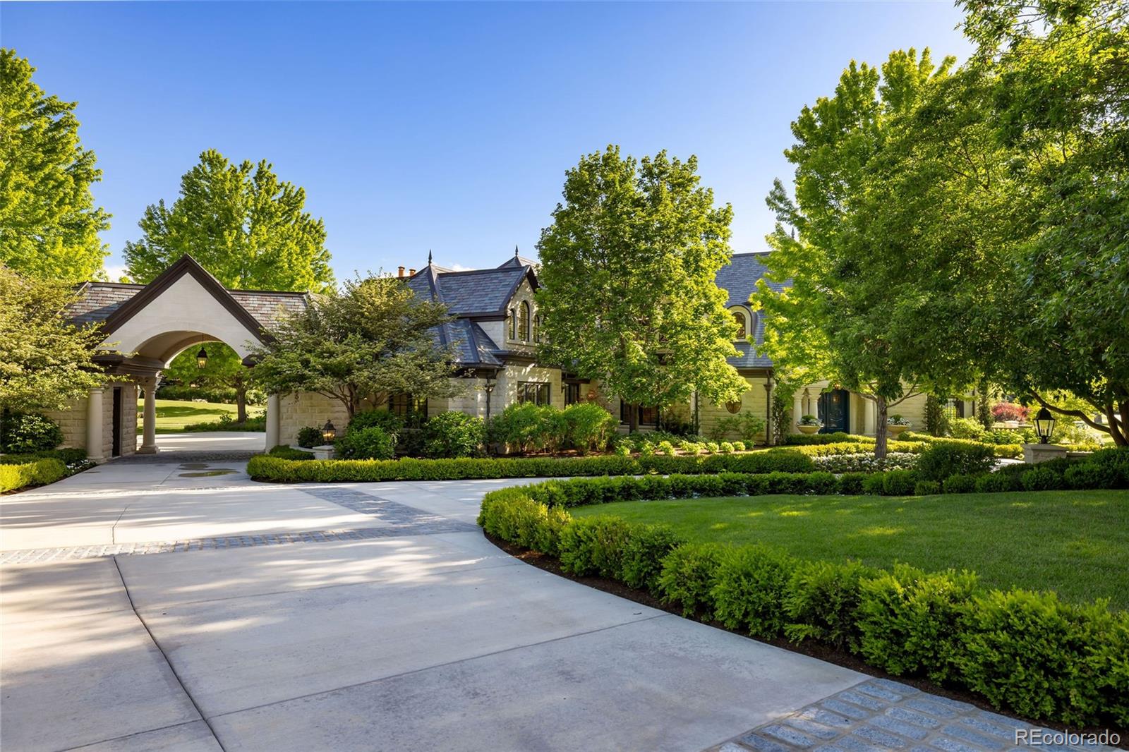 18 Cherry Hills Park Drive