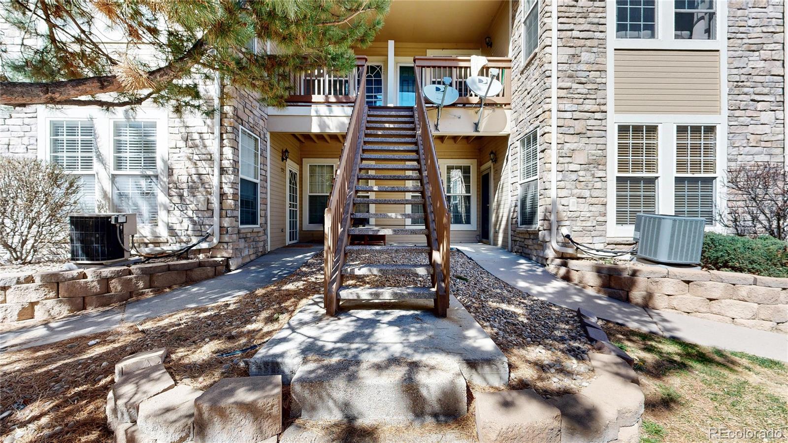 4024 S Carson Street Unit: 203