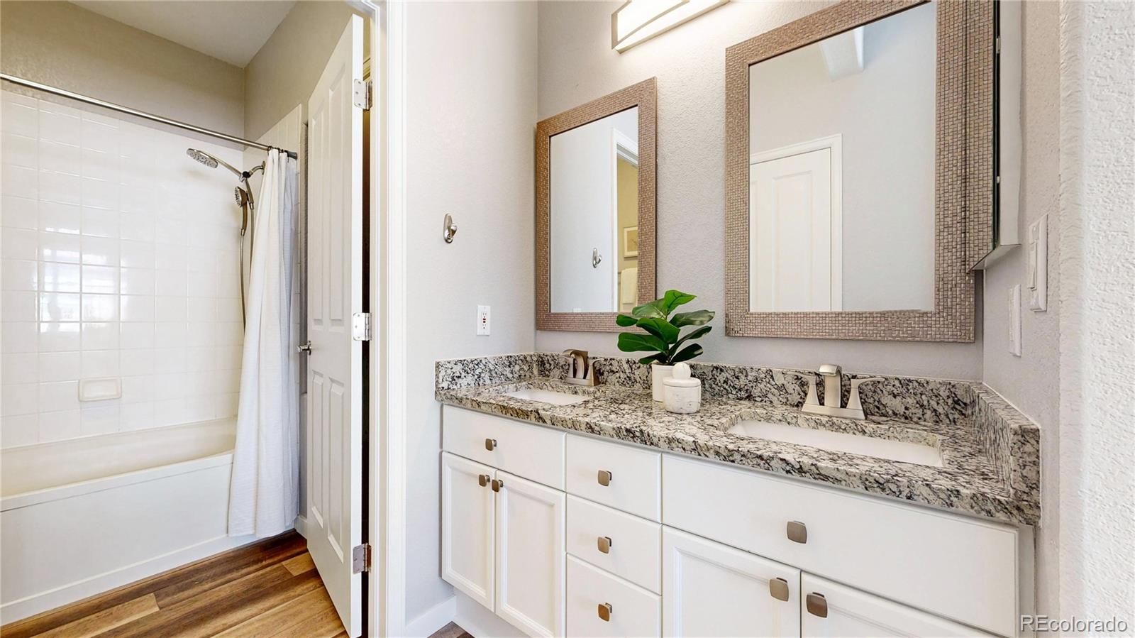 4024 S Carson Street Unit: 203